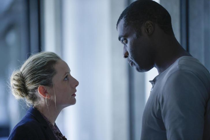 Face à face entre Charlie Bruneau et Christopher Bayemi